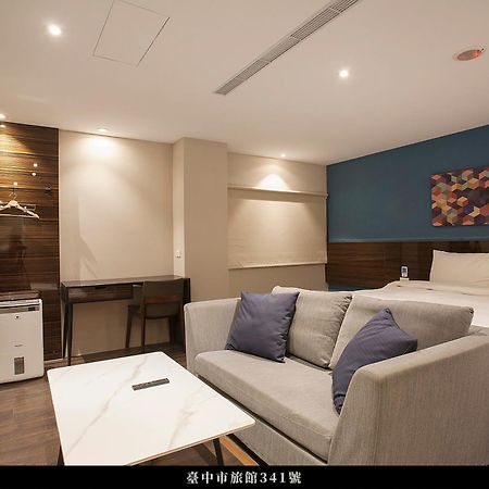 P&F Hotel Tajcshung Kültér fotó