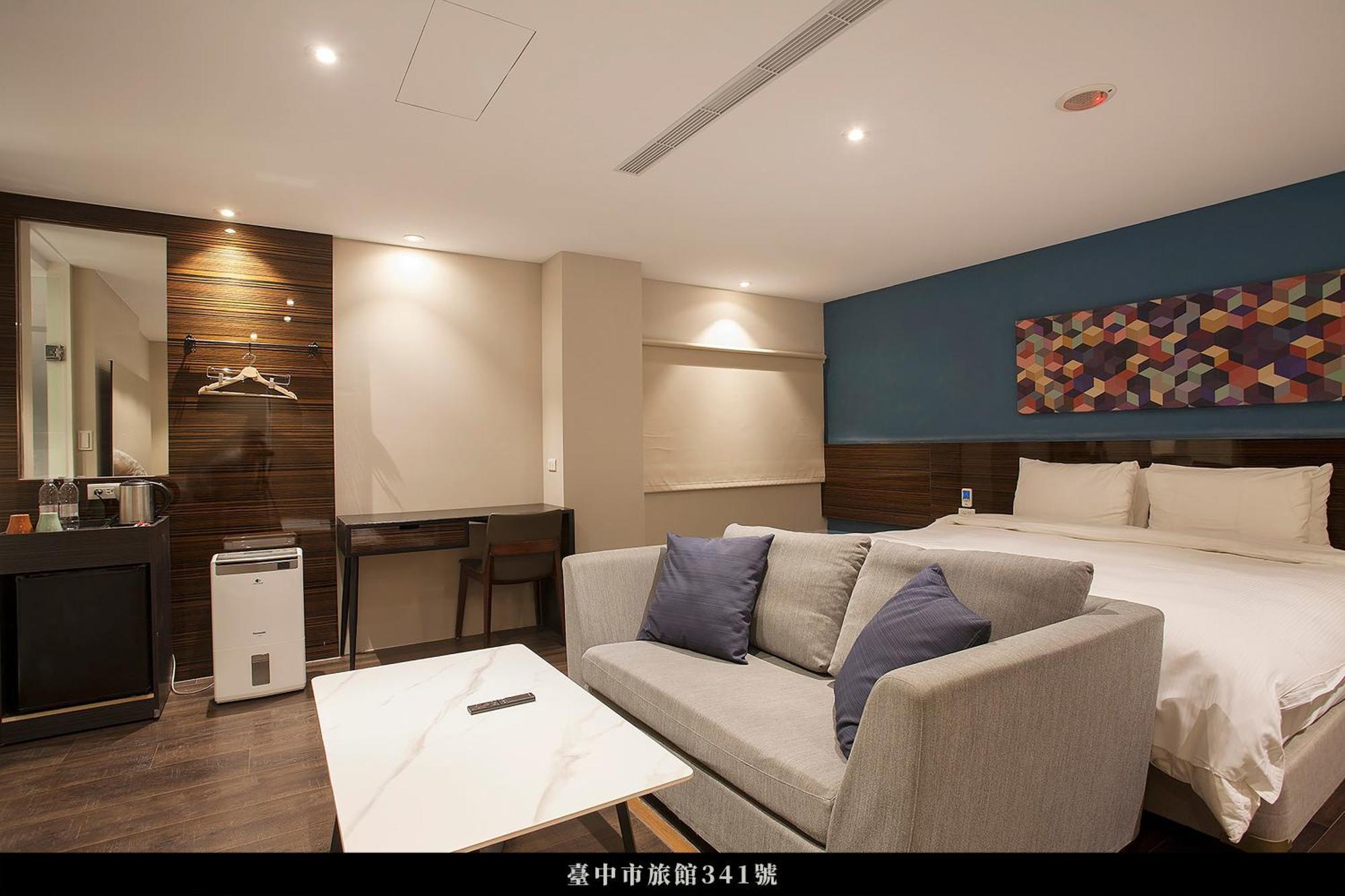 P&F Hotel Tajcshung Kültér fotó