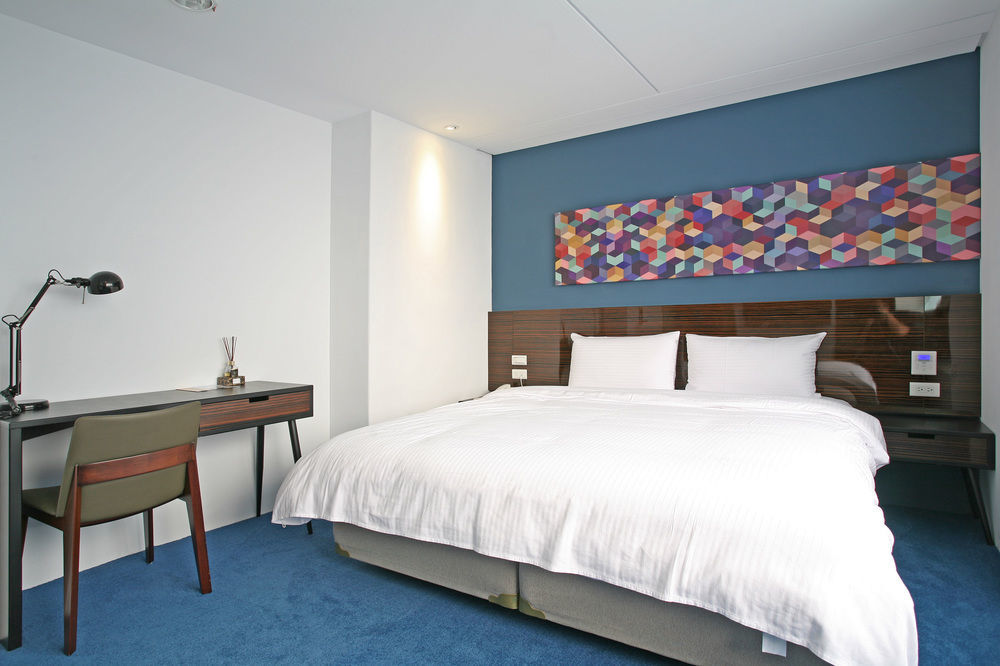P&F Hotel Tajcshung Kültér fotó