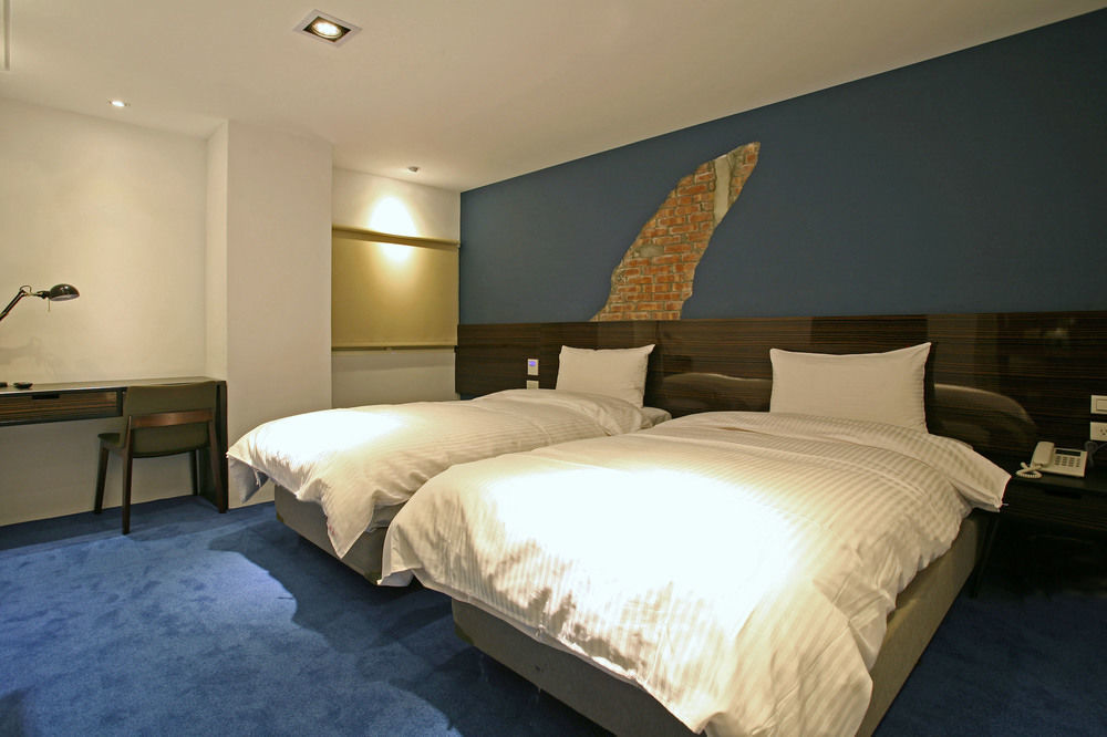 P&F Hotel Tajcshung Kültér fotó
