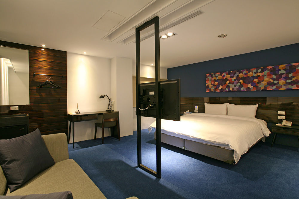 P&F Hotel Tajcshung Kültér fotó