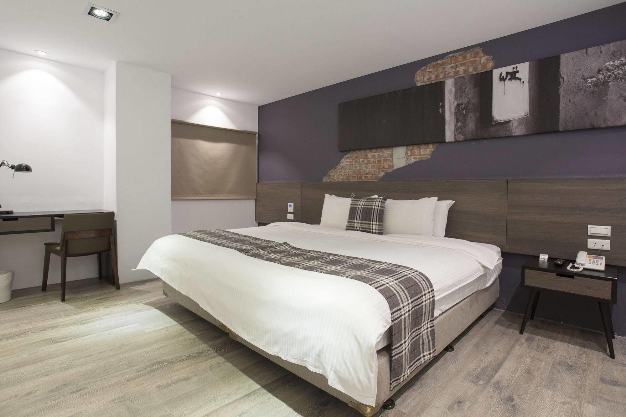 P&F Hotel Tajcshung Kültér fotó