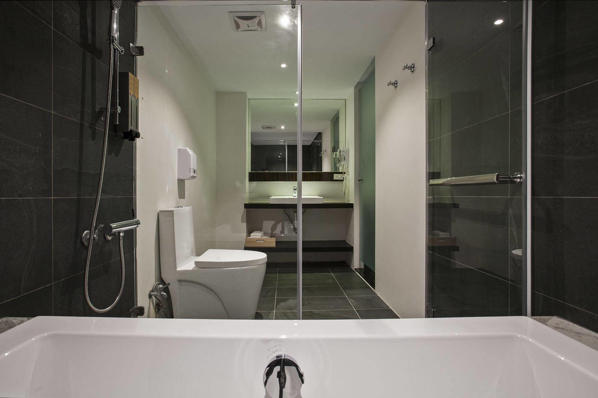 P&F Hotel Tajcshung Kültér fotó