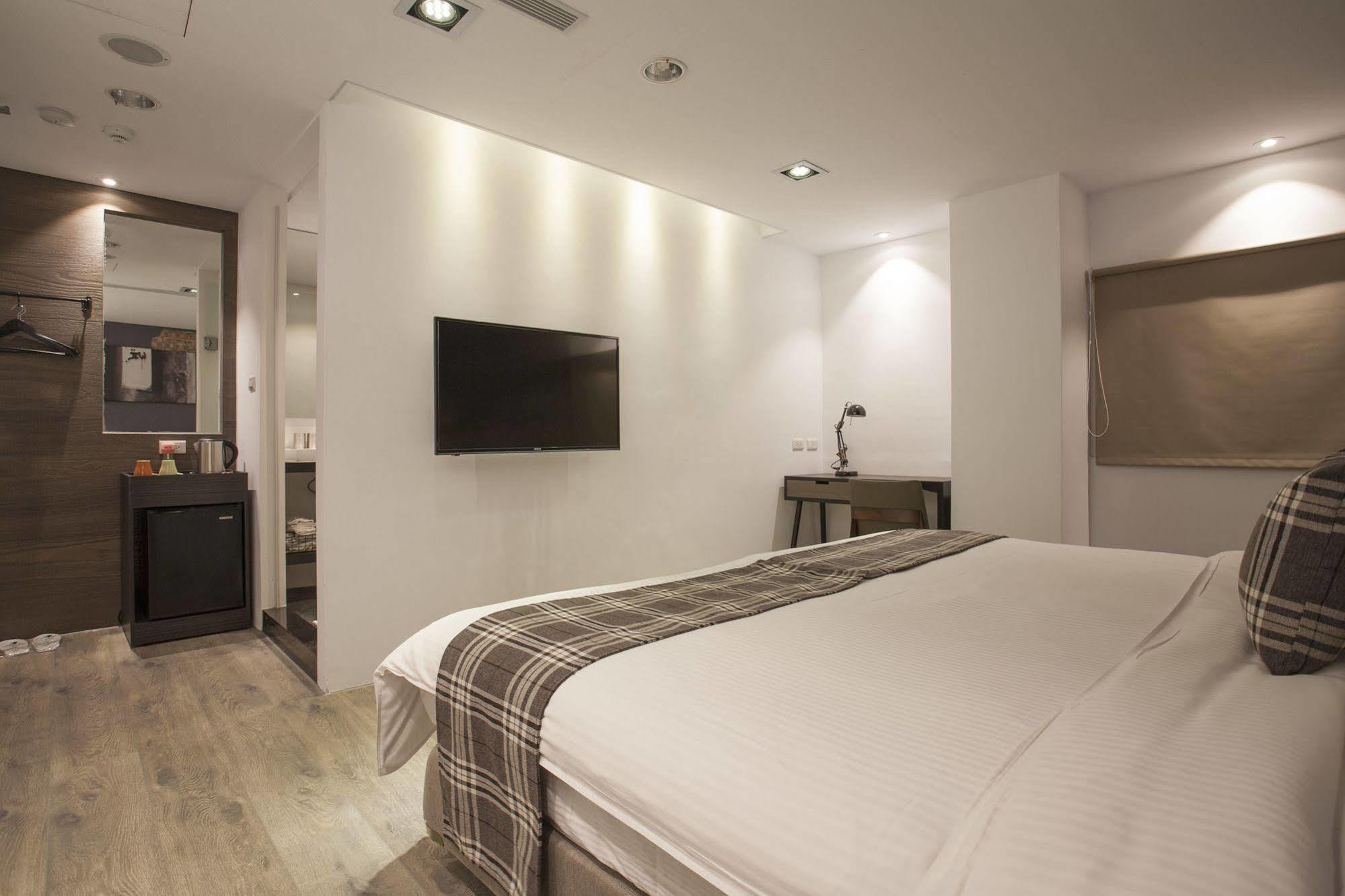P&F Hotel Tajcshung Kültér fotó