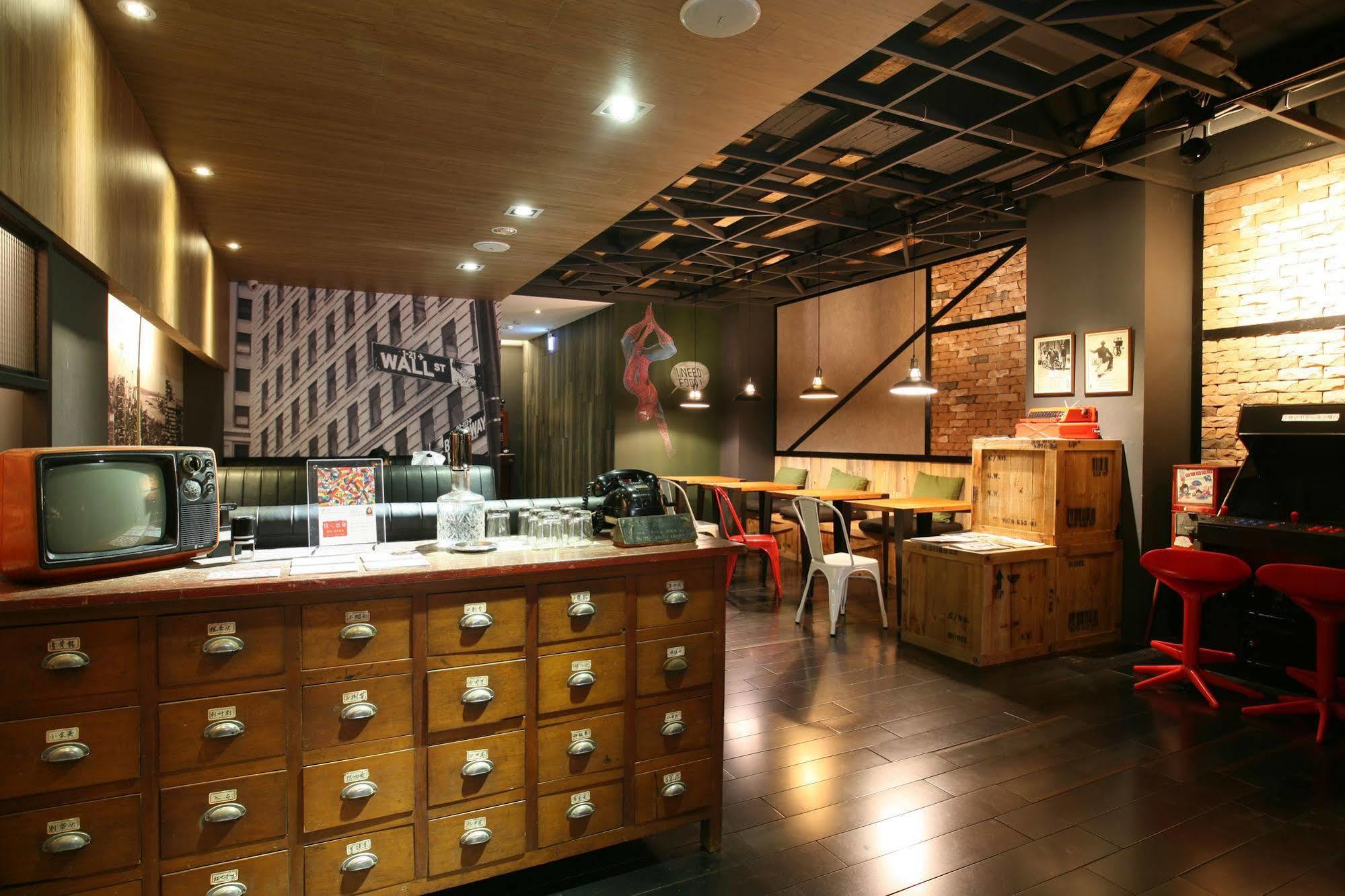 P&F Hotel Tajcshung Kültér fotó