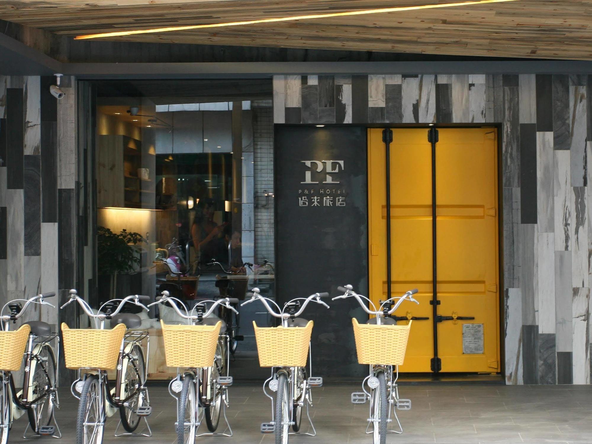 P&F Hotel Tajcshung Kültér fotó